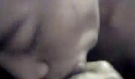 Brooke Belle reitet und saugt deutschsprachige kostenlose pornofilme diesen Schwanz