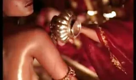 Babes ficken mit Strap On und germansexfilme Spielzeug