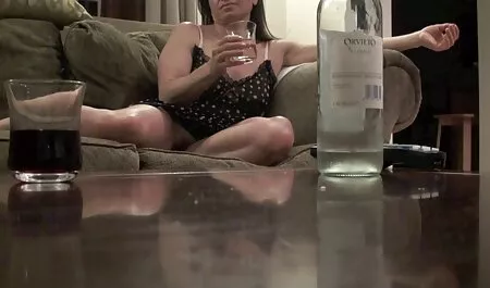 Papa - Heiße Sitzung des Schlagens vom Schwanz in einem Schlafzimmer gratis deutsche sex filme