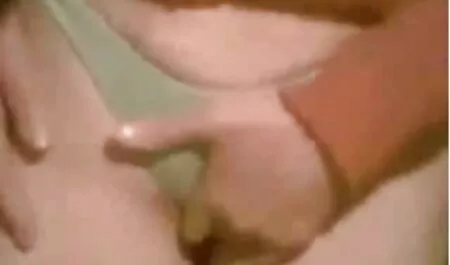 Hellhaariger Spunk-Trinkerkuss mit einem glücklichen Teen kostenfreie deutsche pornofilme