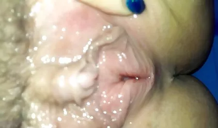 Ich mag Blondinen in deutschsprachige sexfilme mit handlung roten Dessous