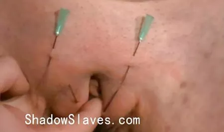 Babe deutsche sexfilme free saugt an einer maskierten Krankenschwester in der Klinik